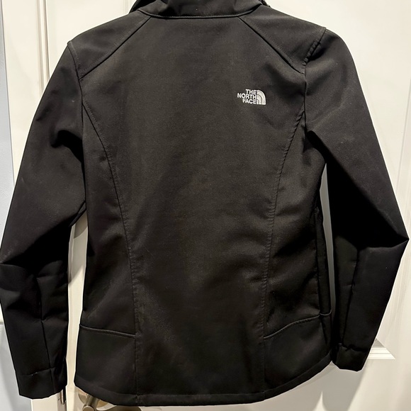 The North Face Chromium Thermal Soft-Shell Jacket - Women's - Picture 2 of 5